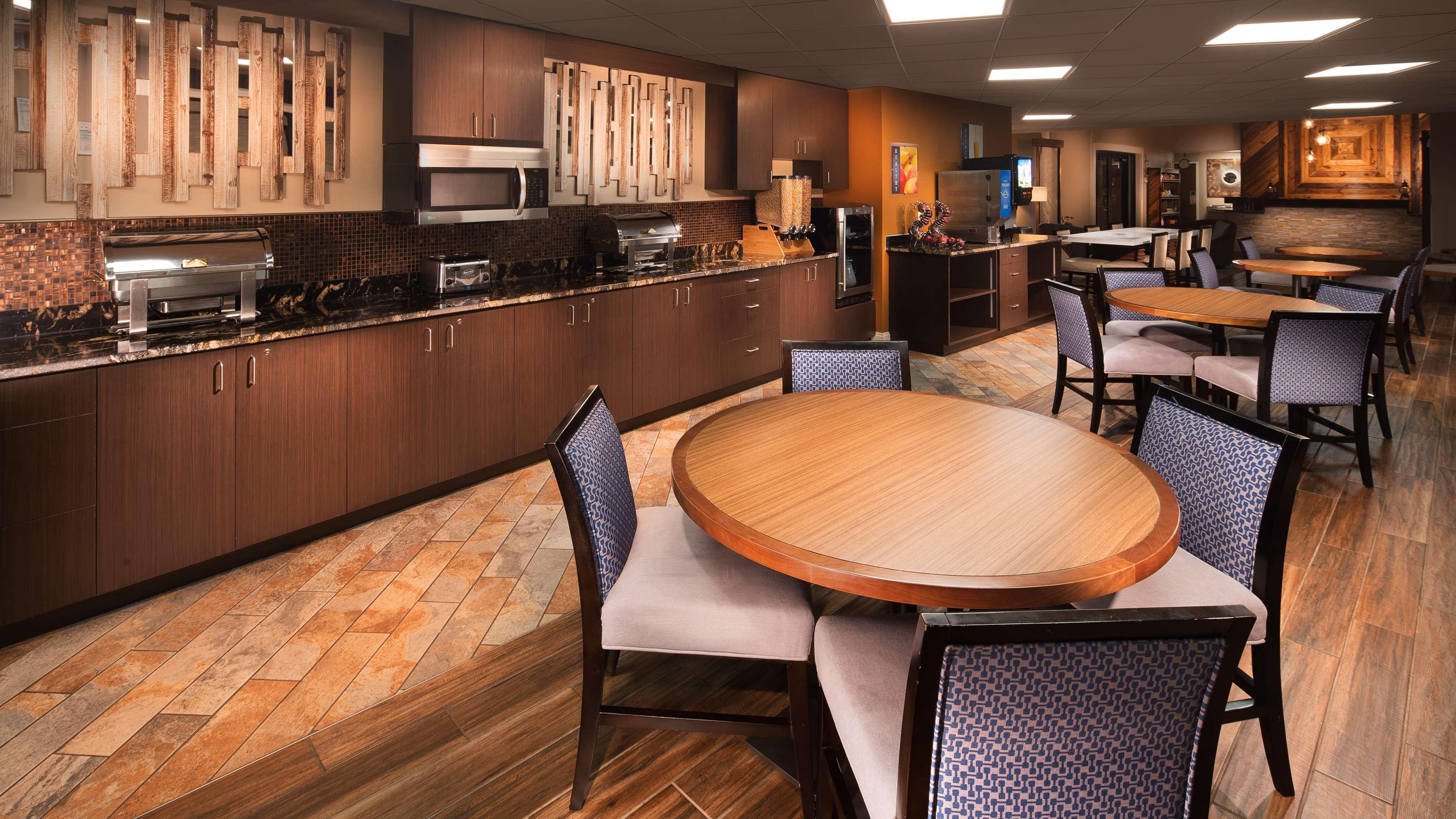 Best Western Warm Springs Hotel And Event Center Dış mekan fotoğraf